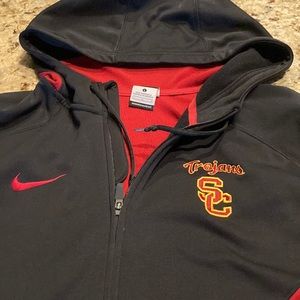 Nike USC therma fit.  Excellent condition